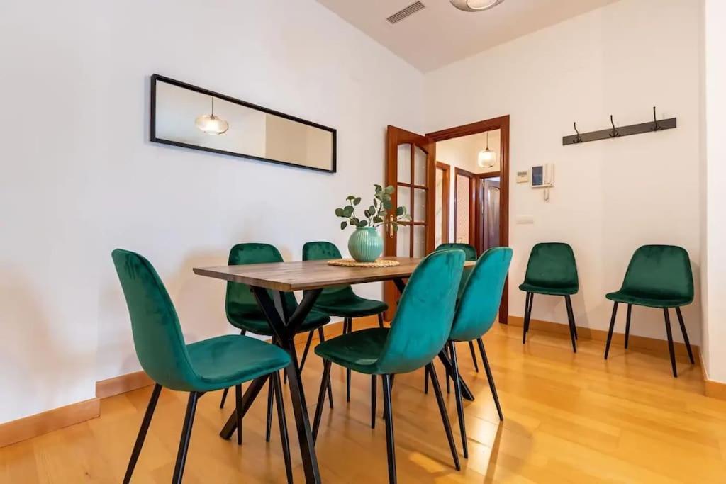 Jdcbl - Peaceful Wonderful Apartment In City Center Seville Luaran gambar